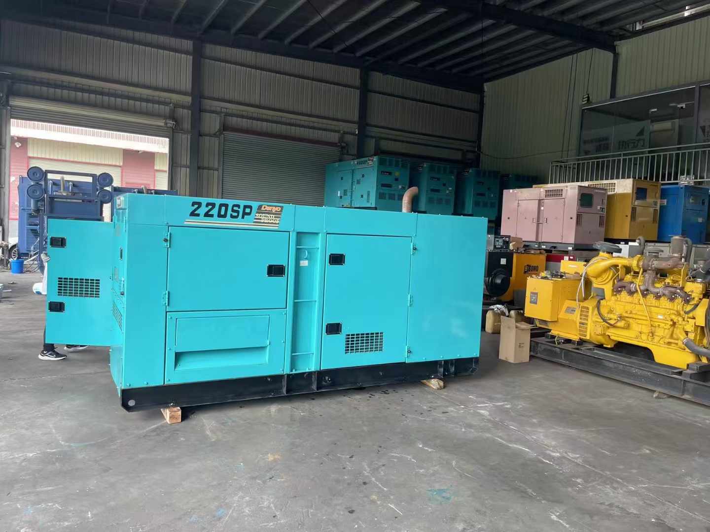 龙口800kW 柴油发电机的输出电流波动范围是多少？