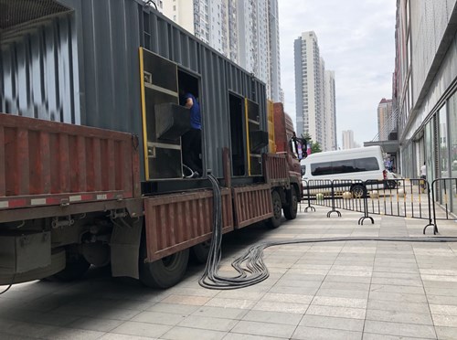 龙口冷却液不足的情况下如何检查柴油发电机组？
